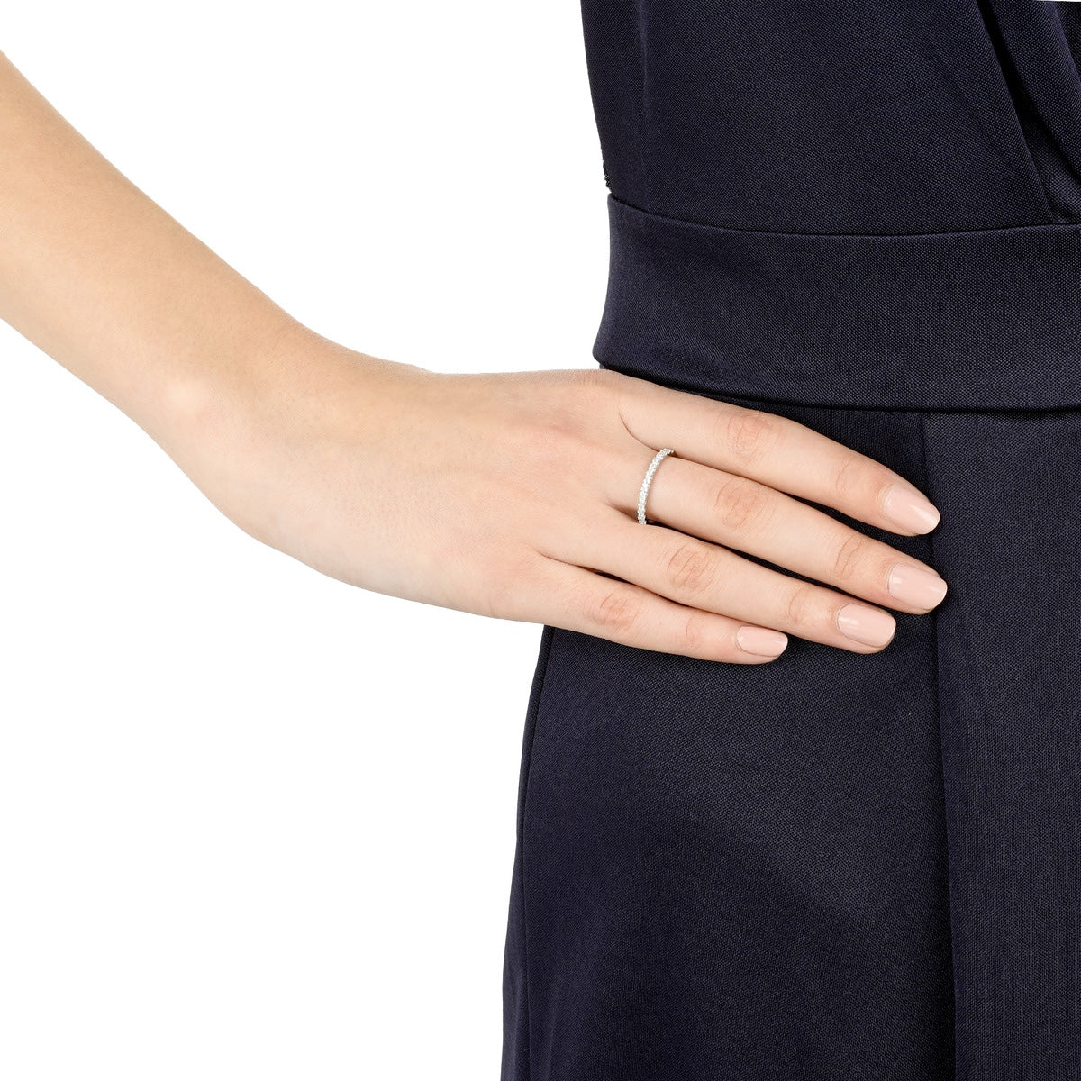 18K White Gold Diamond Ring