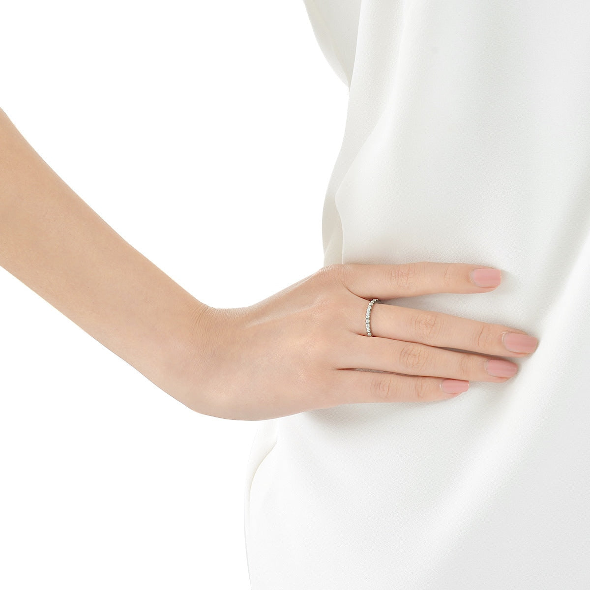 18K White Gold Diamond Ring