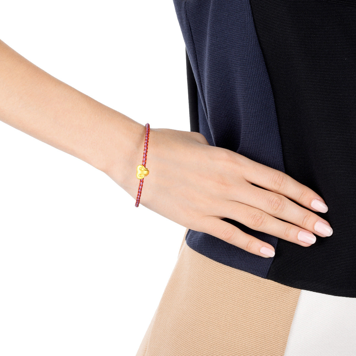 Fate & Myth' 999 Gold Aries Charm