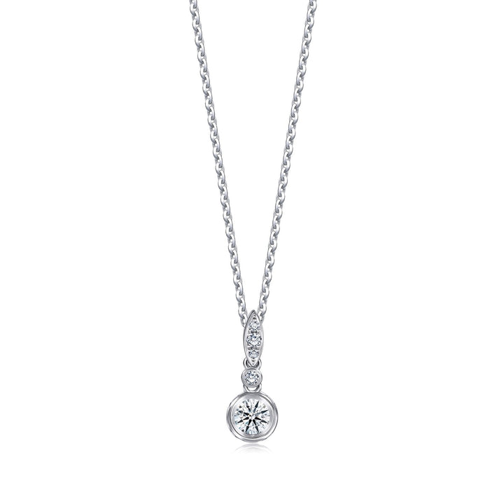iconic-18k-white-gold-diamond-pendant-chow-sang-sang