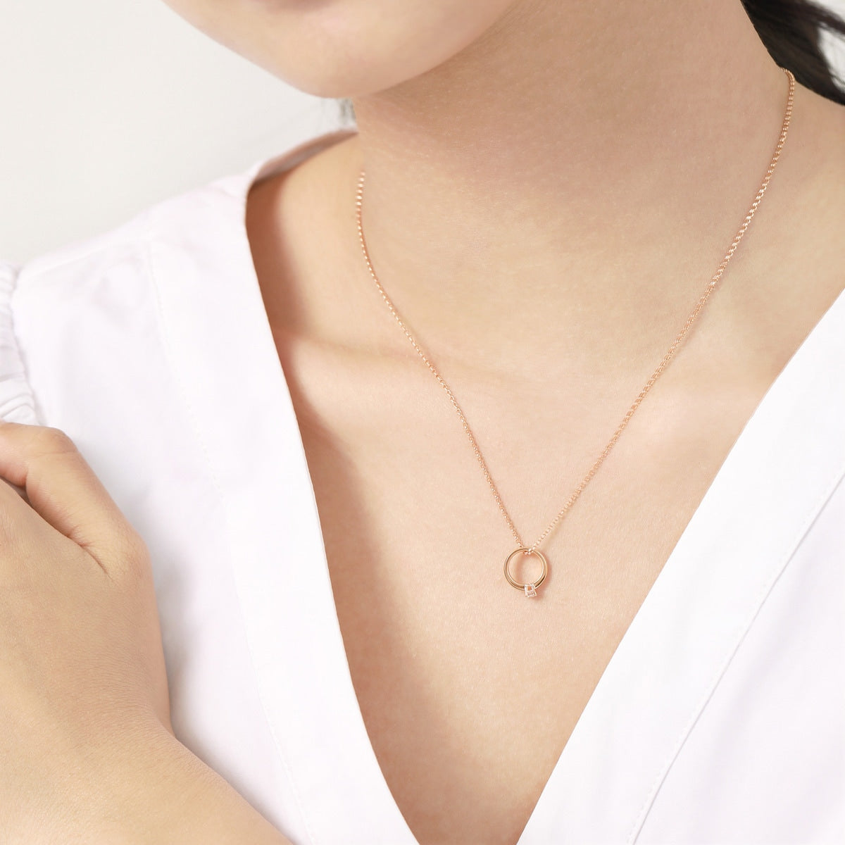 18K Rose Gold Diamond Necklace