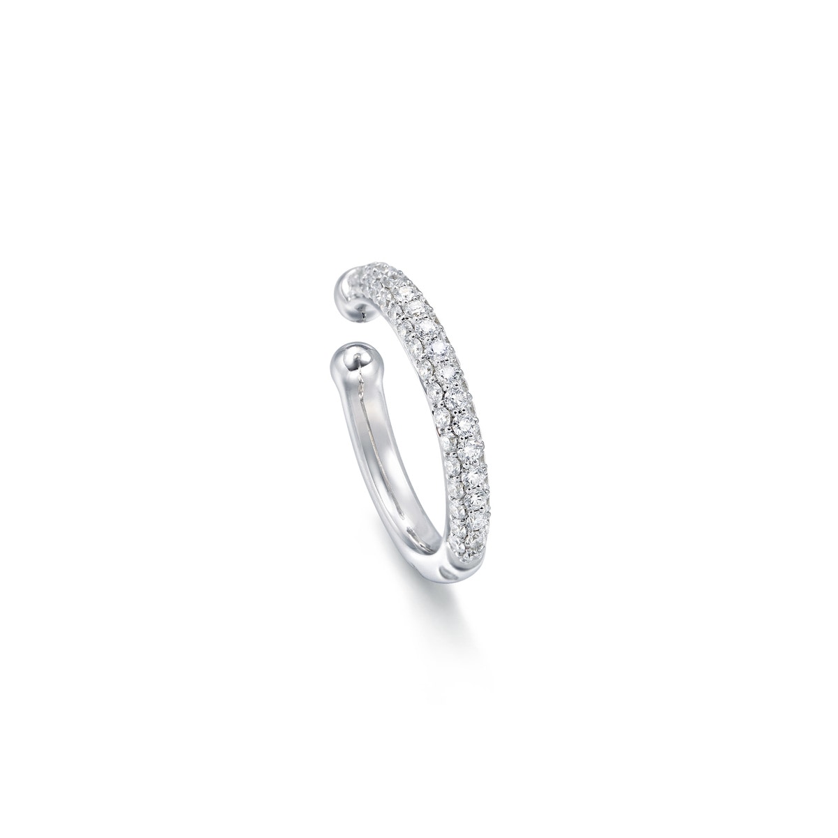 ear-play-white-gold-diamond-single-earring-chow-sang-sang