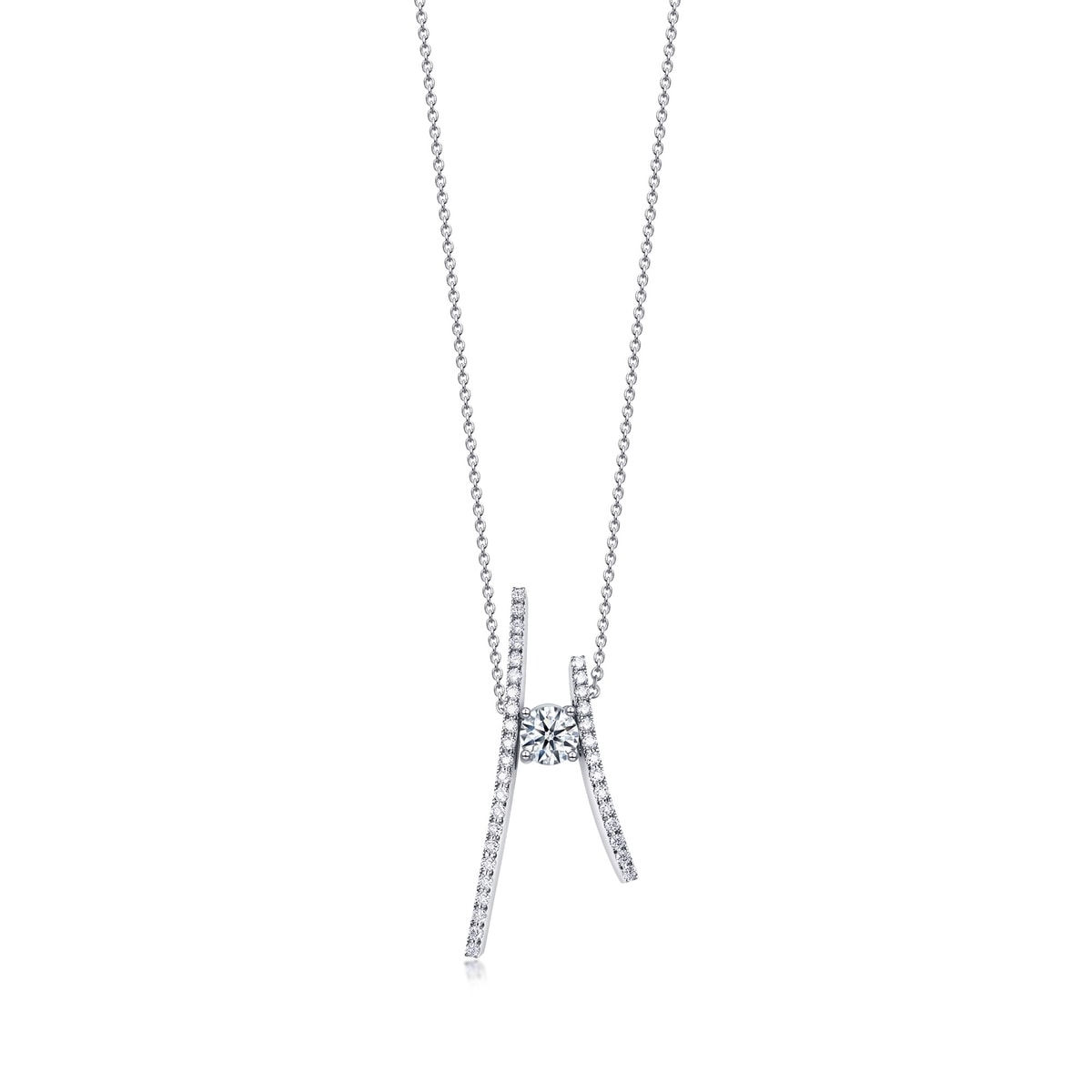 iconic-18k-white-gold-diamond-necklace-chow-sang-sang