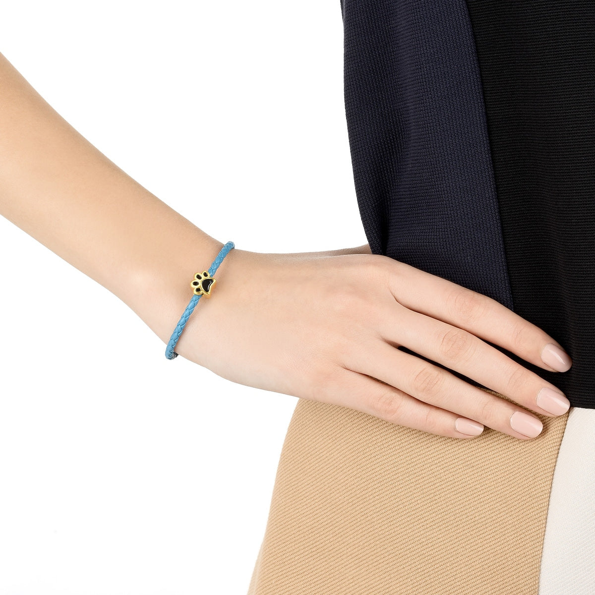 Wonderland' 999 Gold Dog Paw Charm