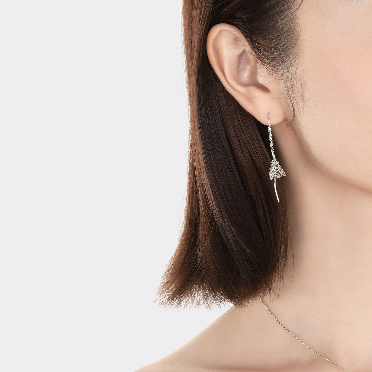 950 Platinum Single Earring