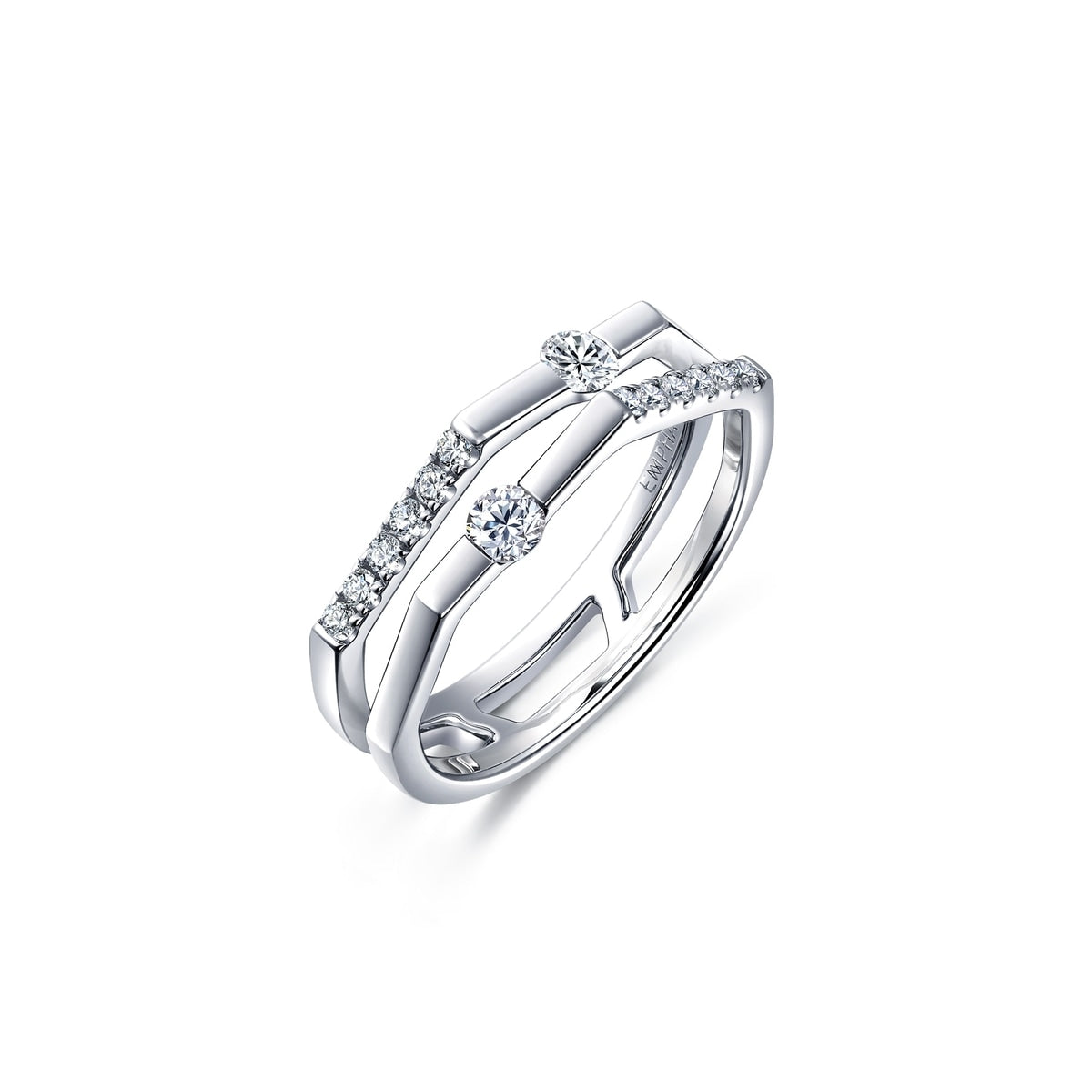 m-white-gold-diamond-ring-chow-sang-sang