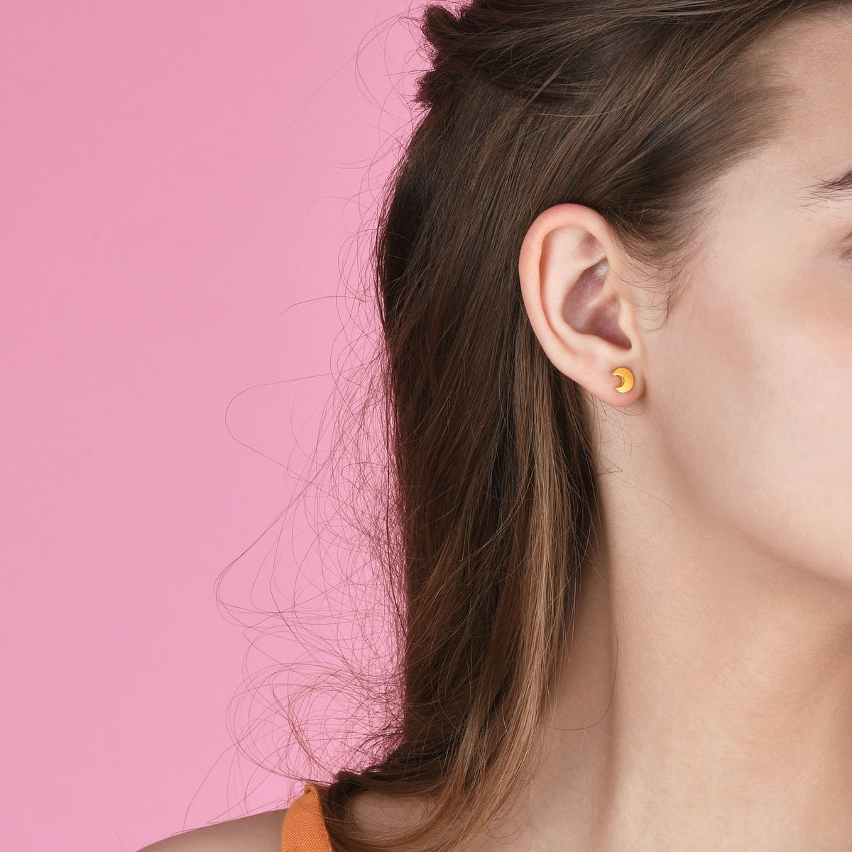 Ear Play' 999.9 Gold Moon Single Earring