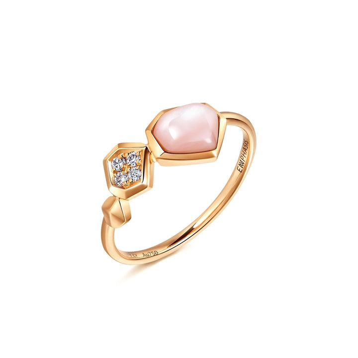 harmony-rose-gold-mother-of-pearl-ring-chow-sang-sang