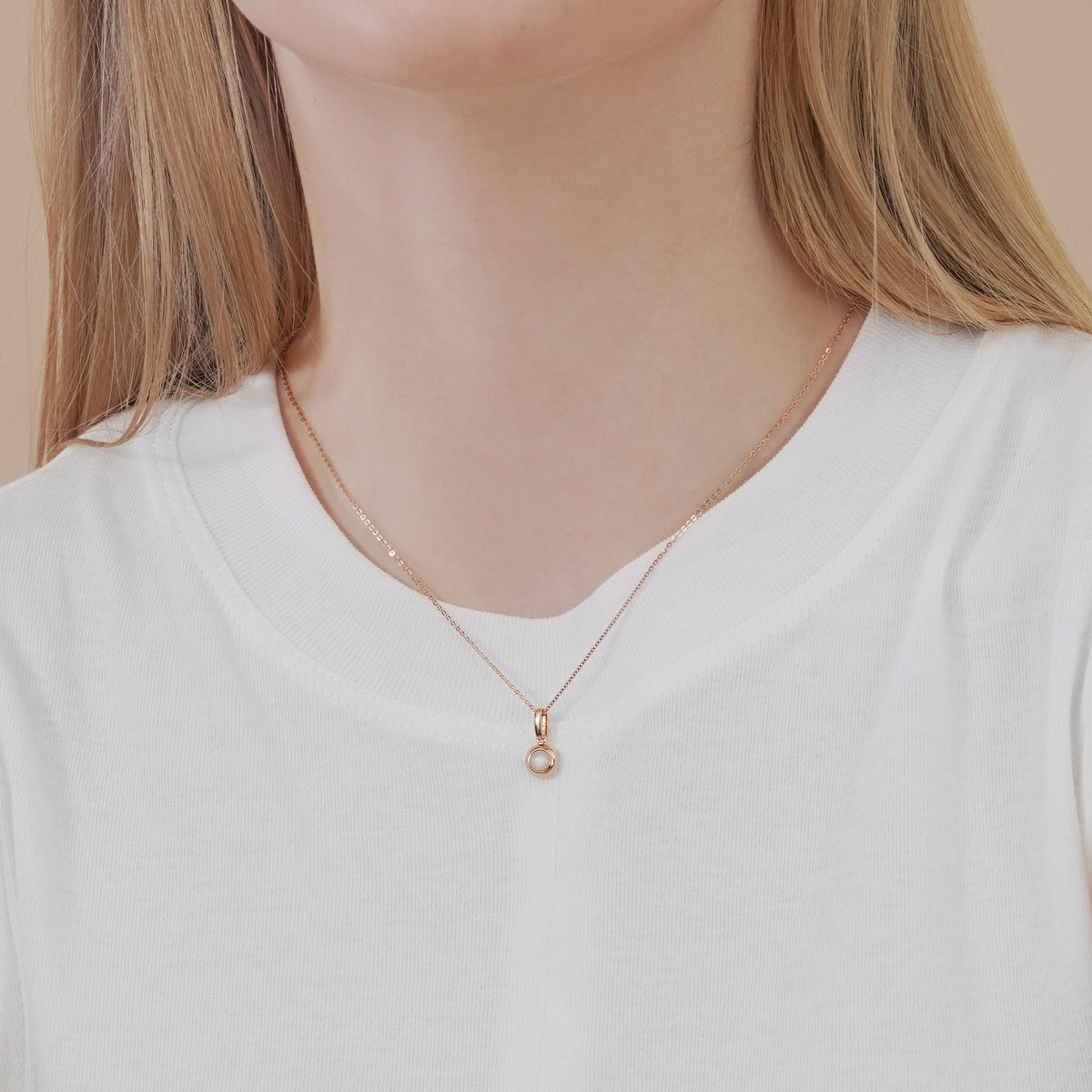 18K/750 Gold (Rose) Mother of Pearl Pendant