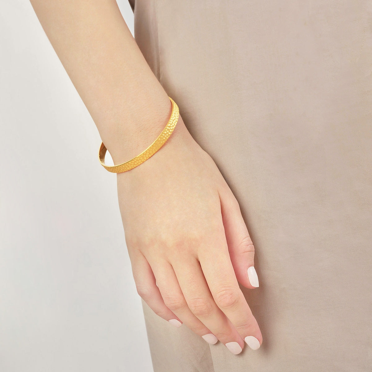 999.9 Gold Bangle