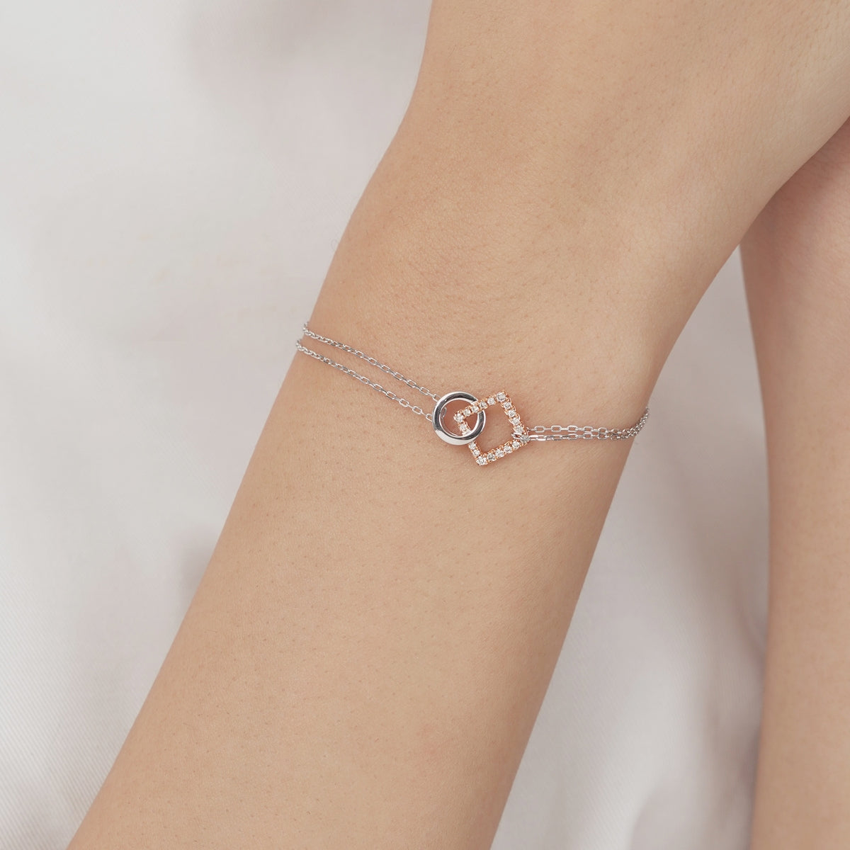 Form' 18K White & Red Gold Brown Diamond Bracelet