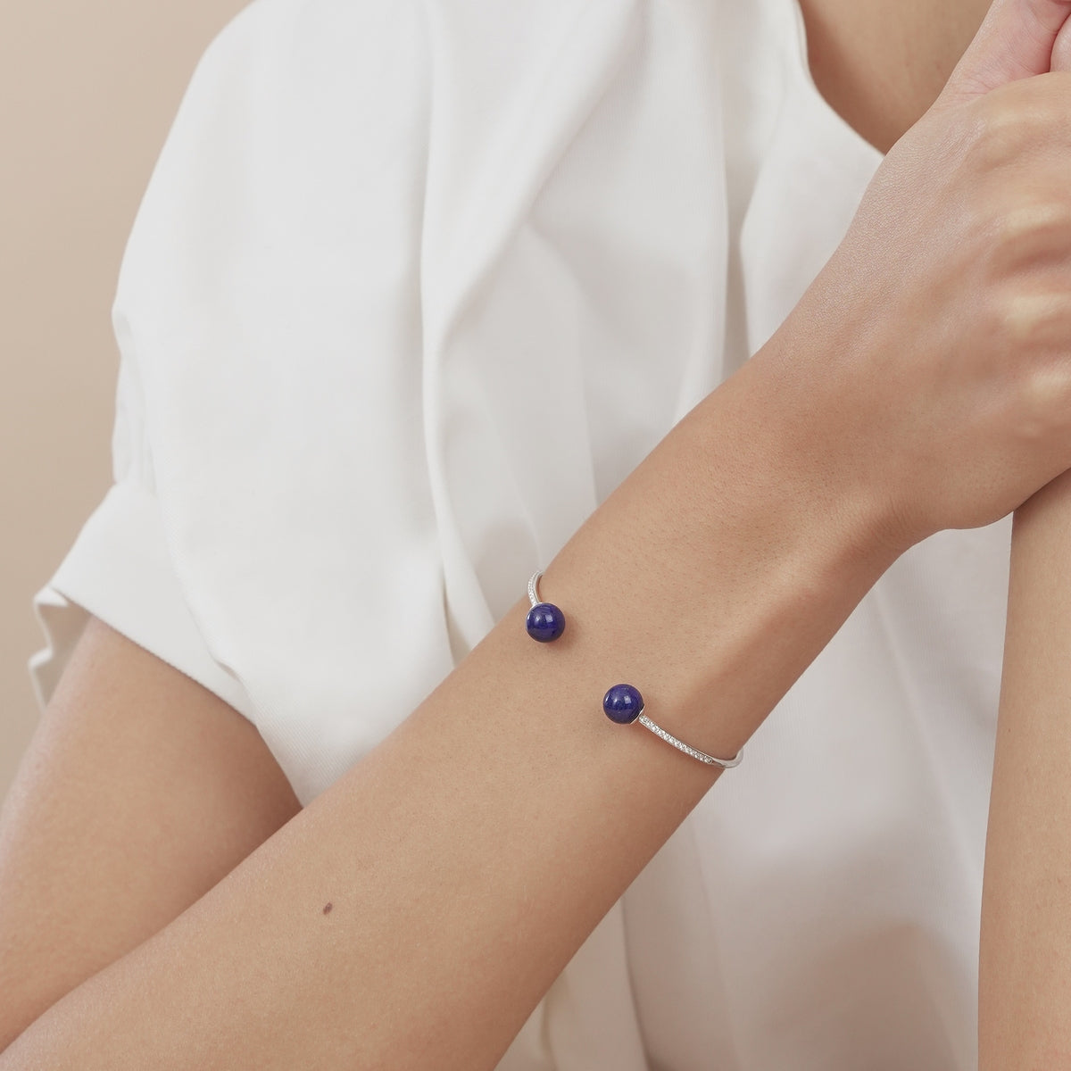 Cosmos' 18K White Gold Lapis Lazuli Bangle