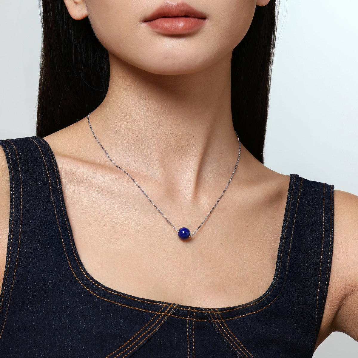 18K/750 Gold (White) Lapis Lazuli Necklace