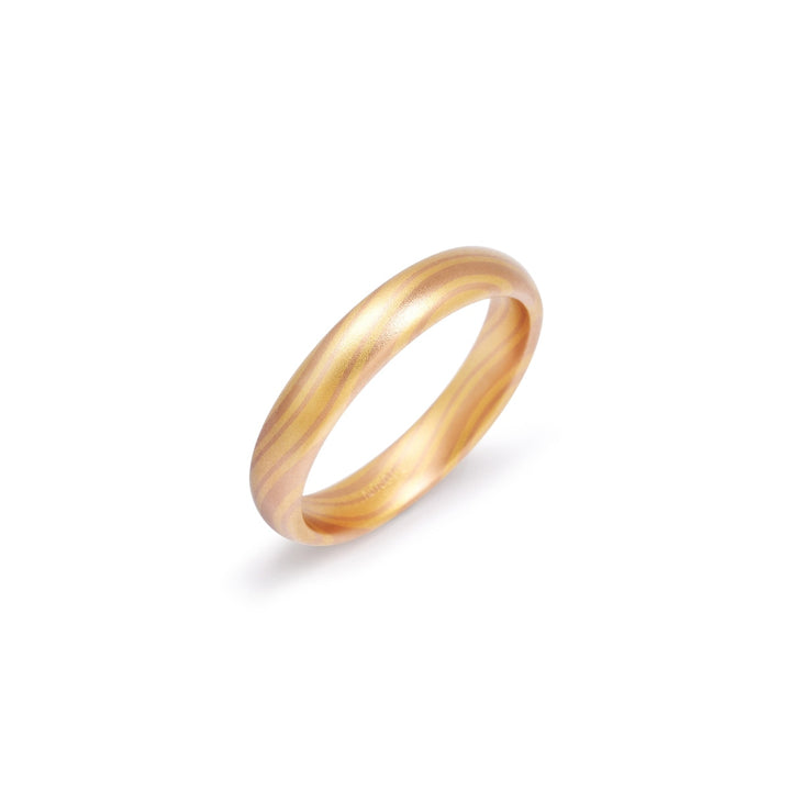 entwine-yellow-and-red-gold-ring-chow-sang-sang