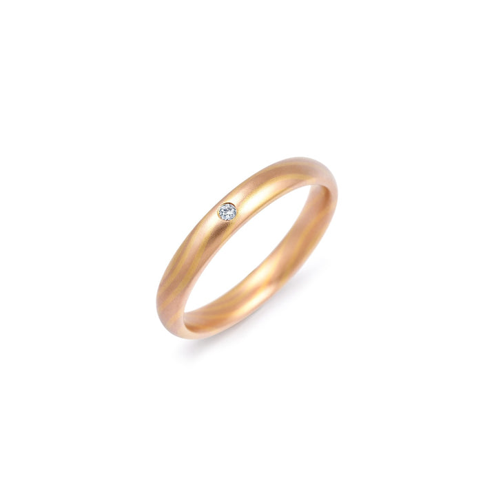 entwine-yellow-and-red-gold-diamond-ring-chow-sang-sang