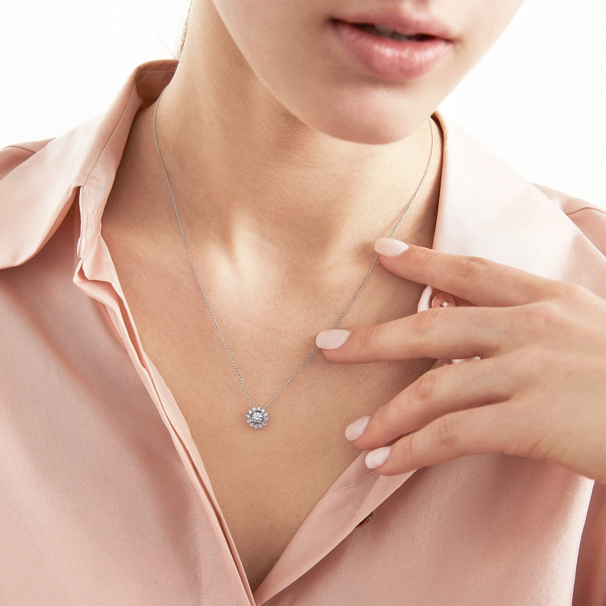 Starry' 18K White Gold Diamond Necklace