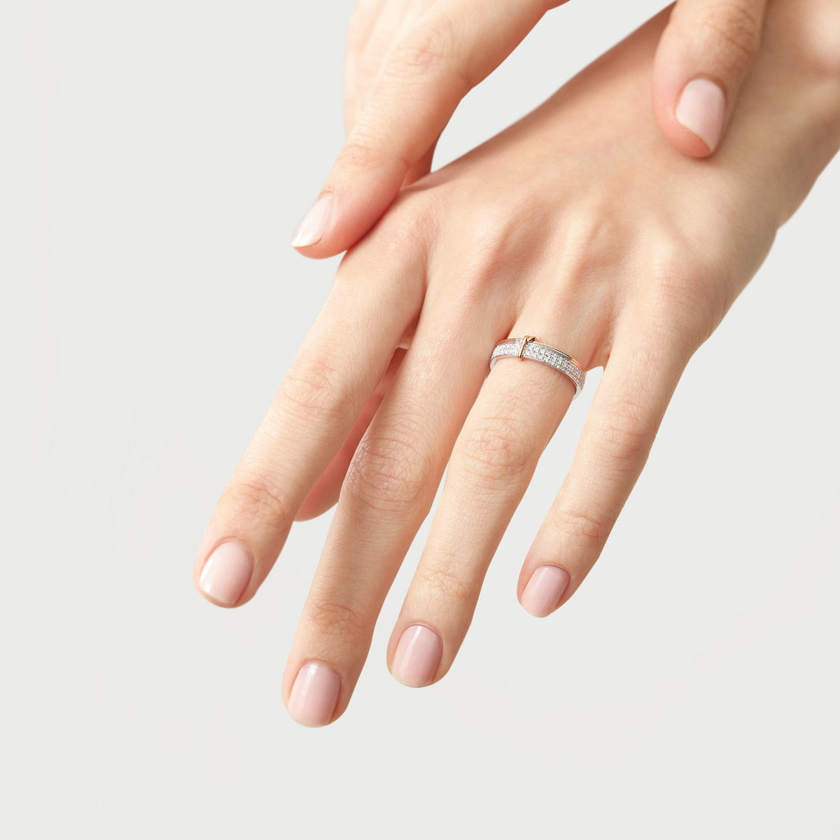 18K/750 Gold (Multi-coloured) Diamond Ring
