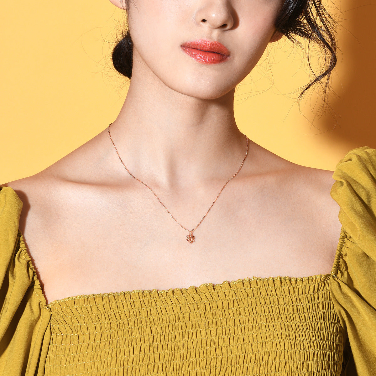 18K Red Gold Snowflake Necklace