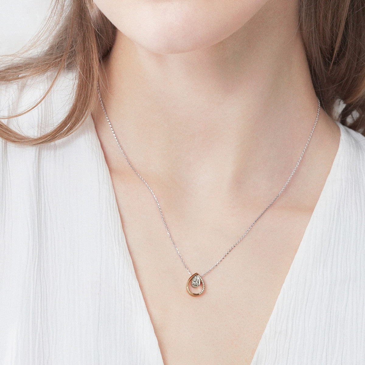 18K/750 Gold (Multi-coloured) Diamond Necklace