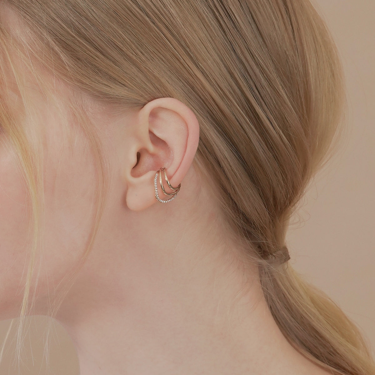 Form'18K Red Gold Diamond Single Ear Cuff