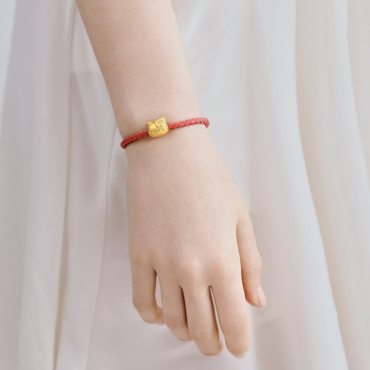 Hello Kitty' 999 Gold Charm