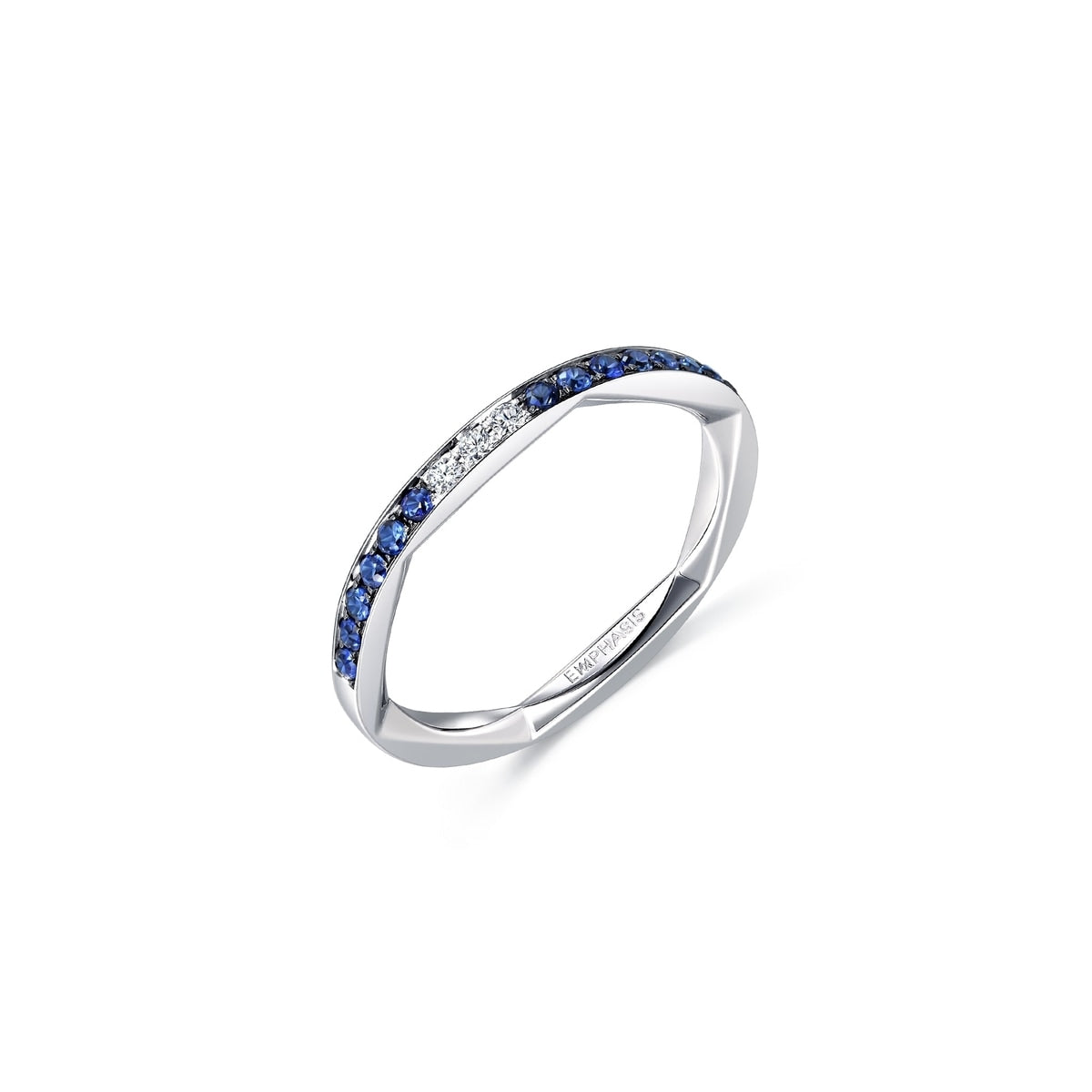 timeless-white-and-black-gold-sapphire-ring-chow-sang-sang