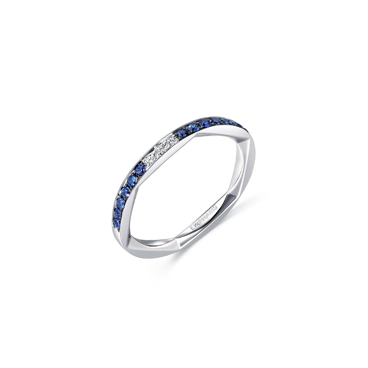timeless-white-and-black-gold-sapphire-ring-chow-sang-sang
