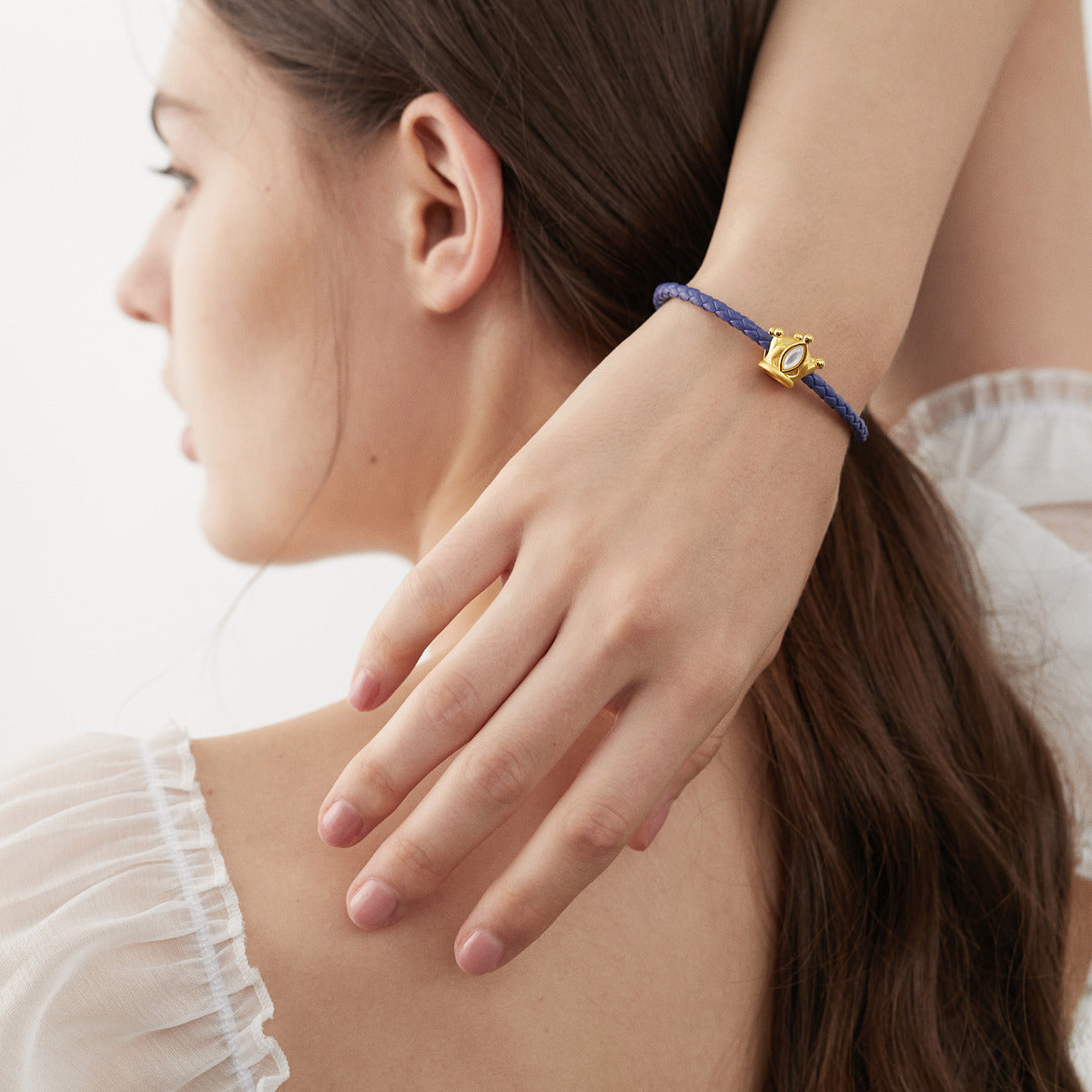 Wonderland' 999 Gold Crown Charm