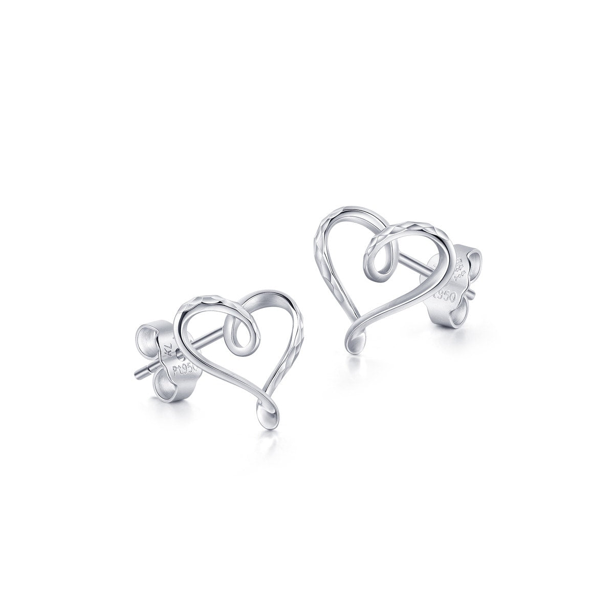 950 Platinum Heart Earrings