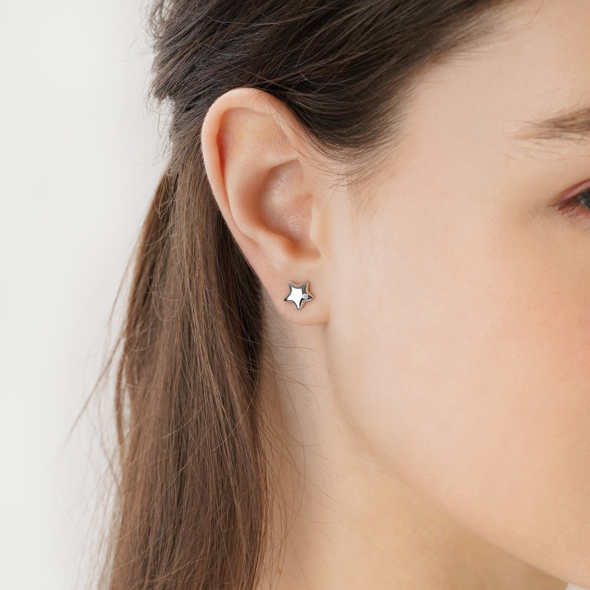 Ear Play' 950 Platinum Diamond Star Single Earring