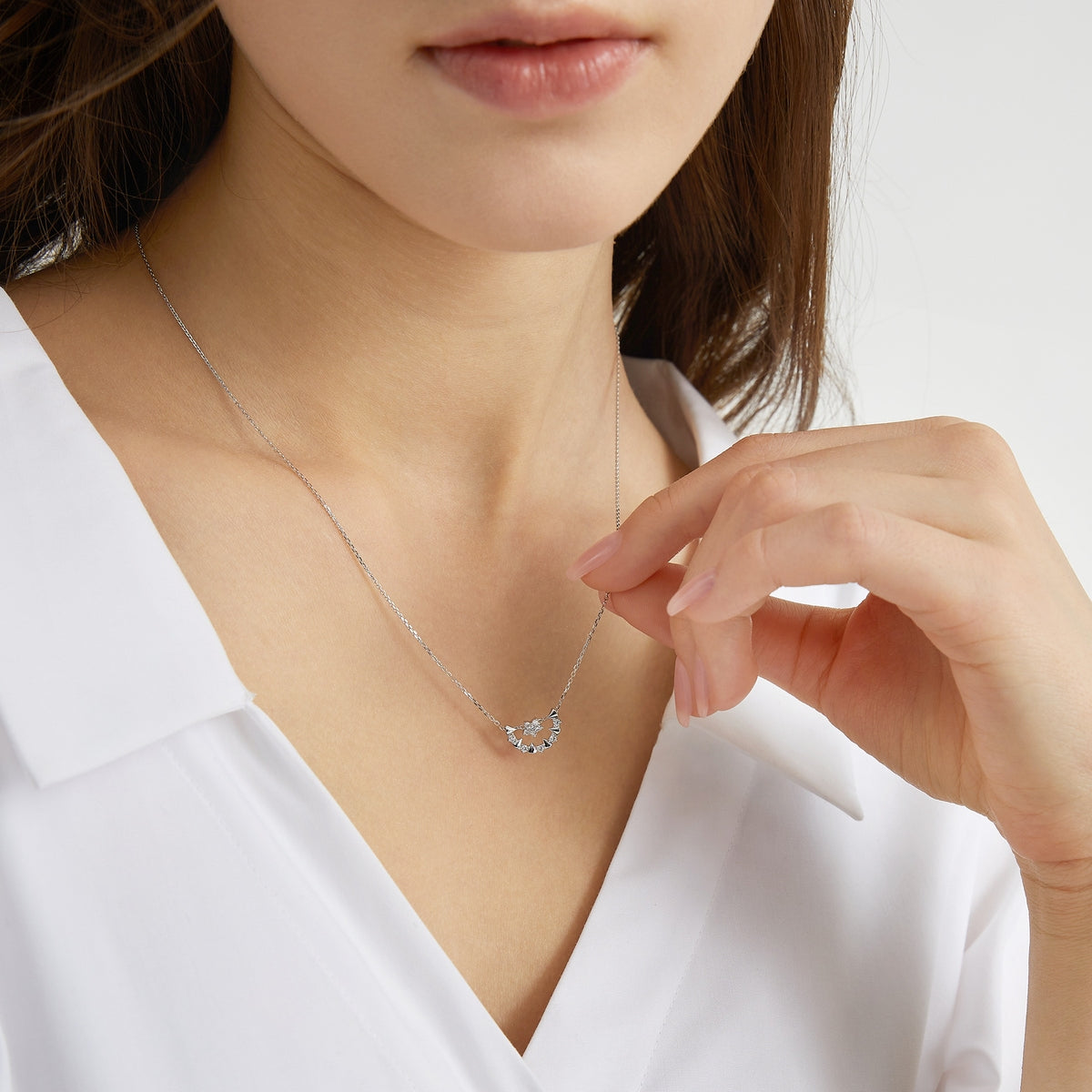 950 Platinum Diamond Necklace