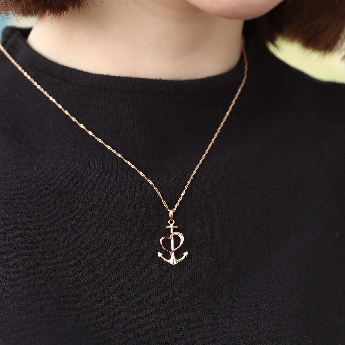 18K Rose Gold Diamond Pendant