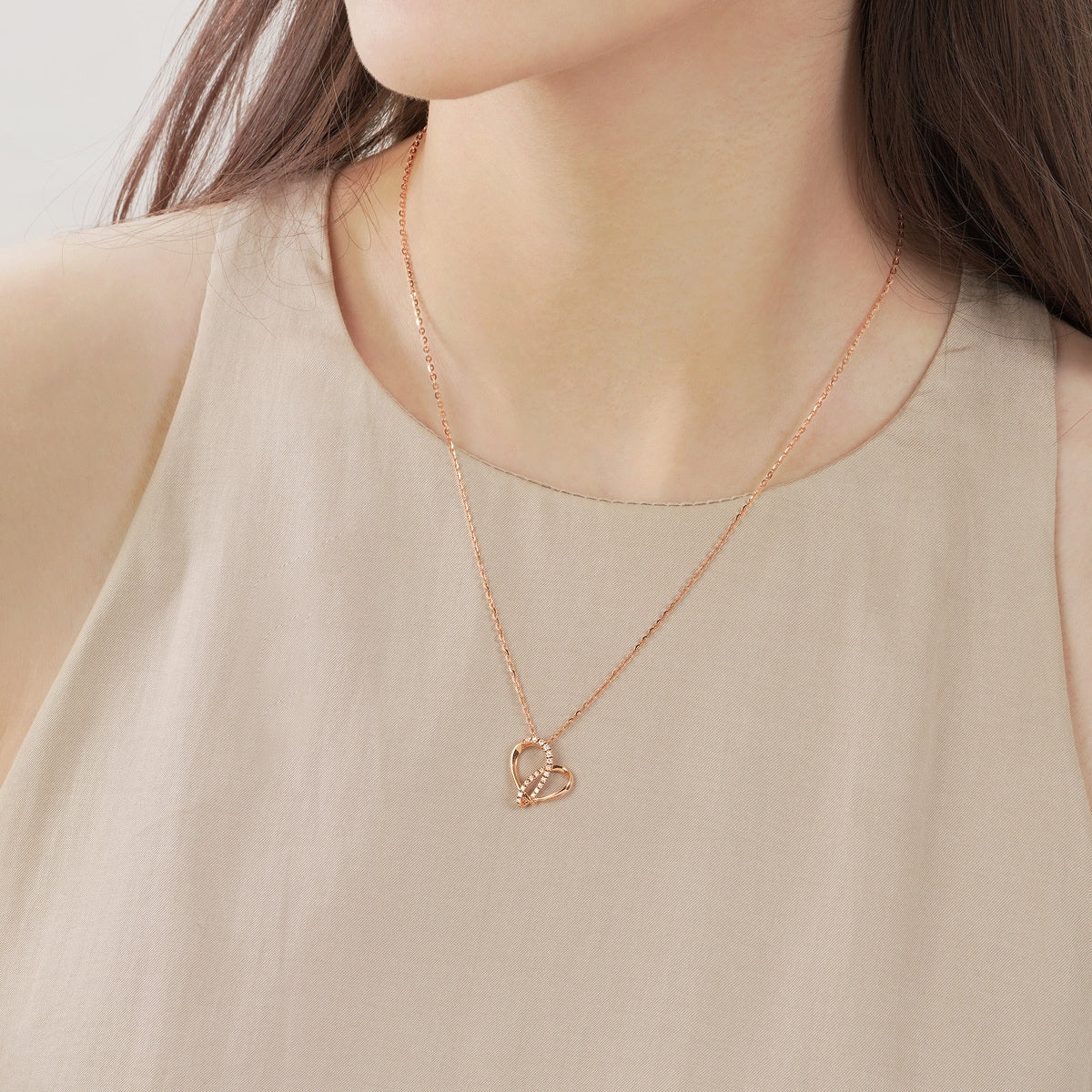 Love Knot' 18K Rose Gold Diamond Pendant