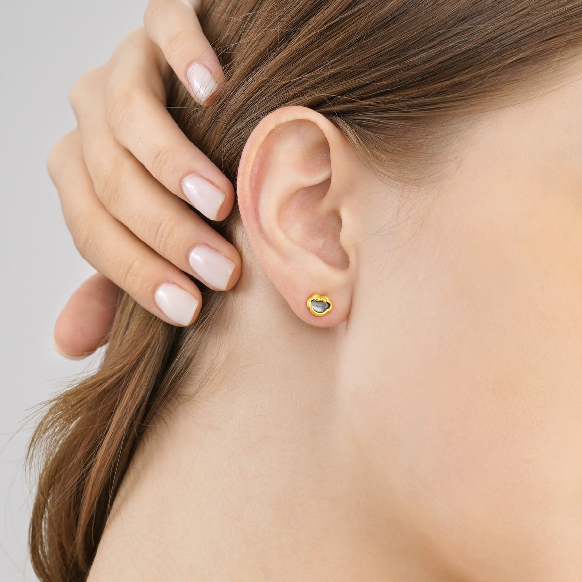 Daily Bliss' 999.9 Gold Mistmatched Earrings