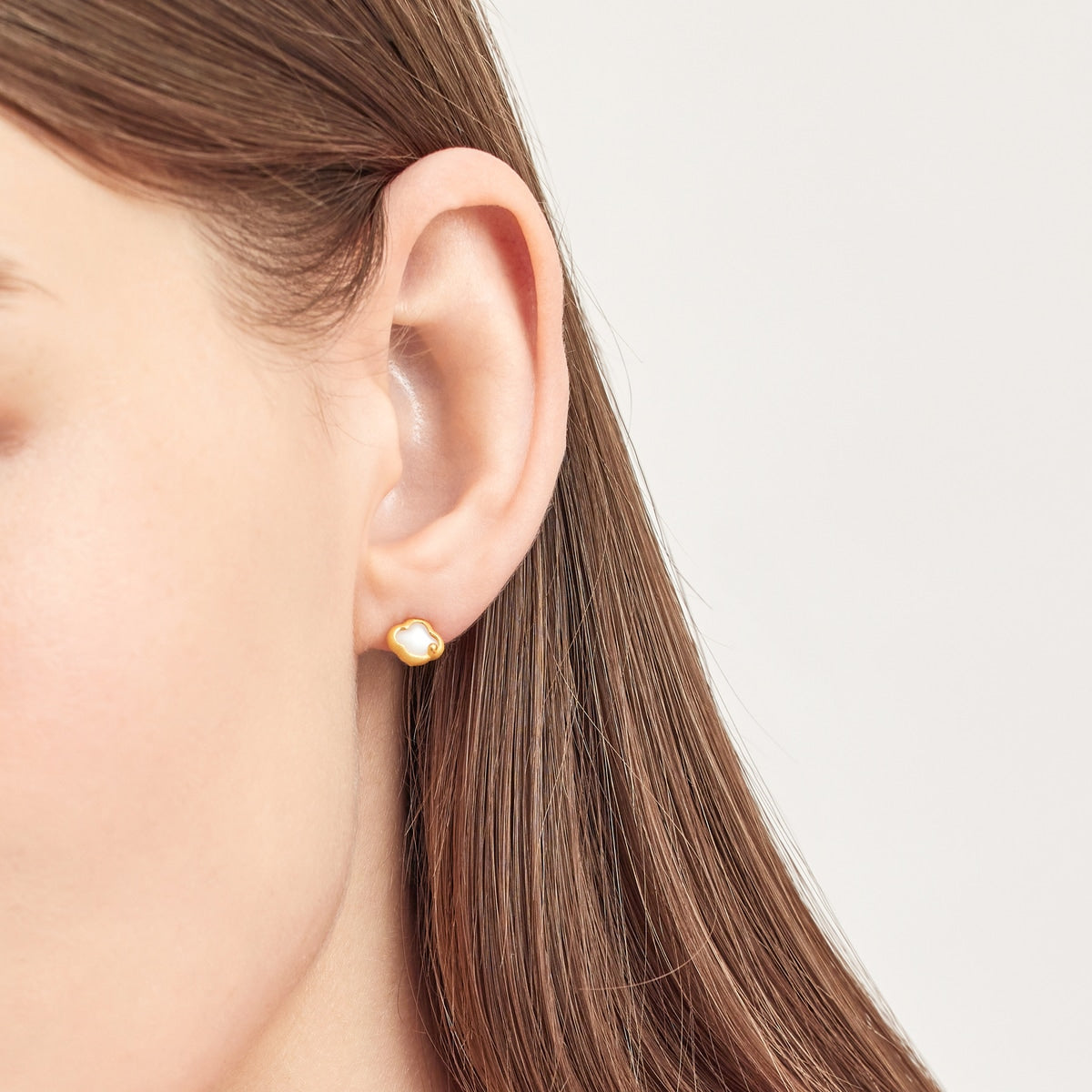 Daily Bliss' 999.9 Gold Auspicious Cloud Earrings