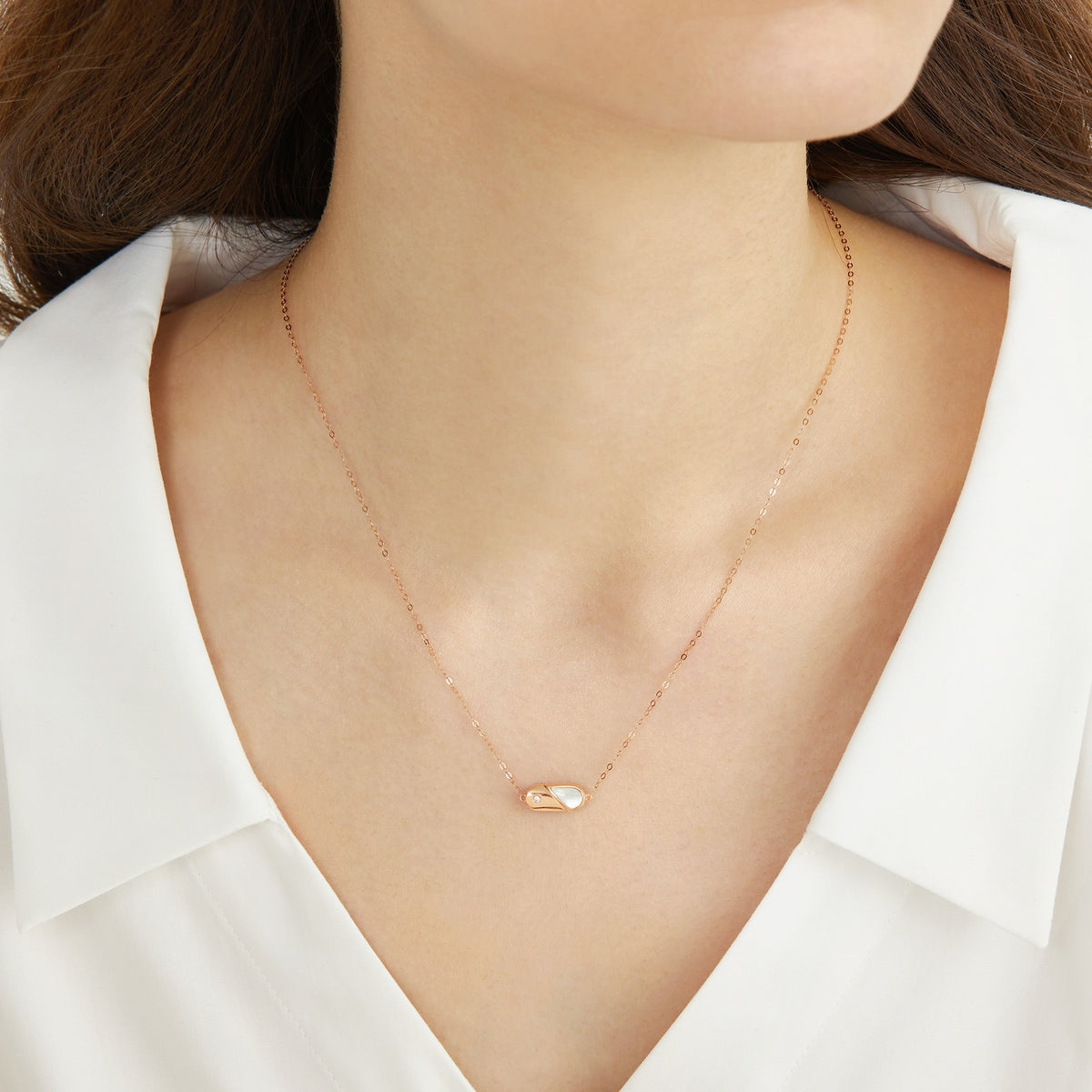18K Rose Gold Diamond Necklace