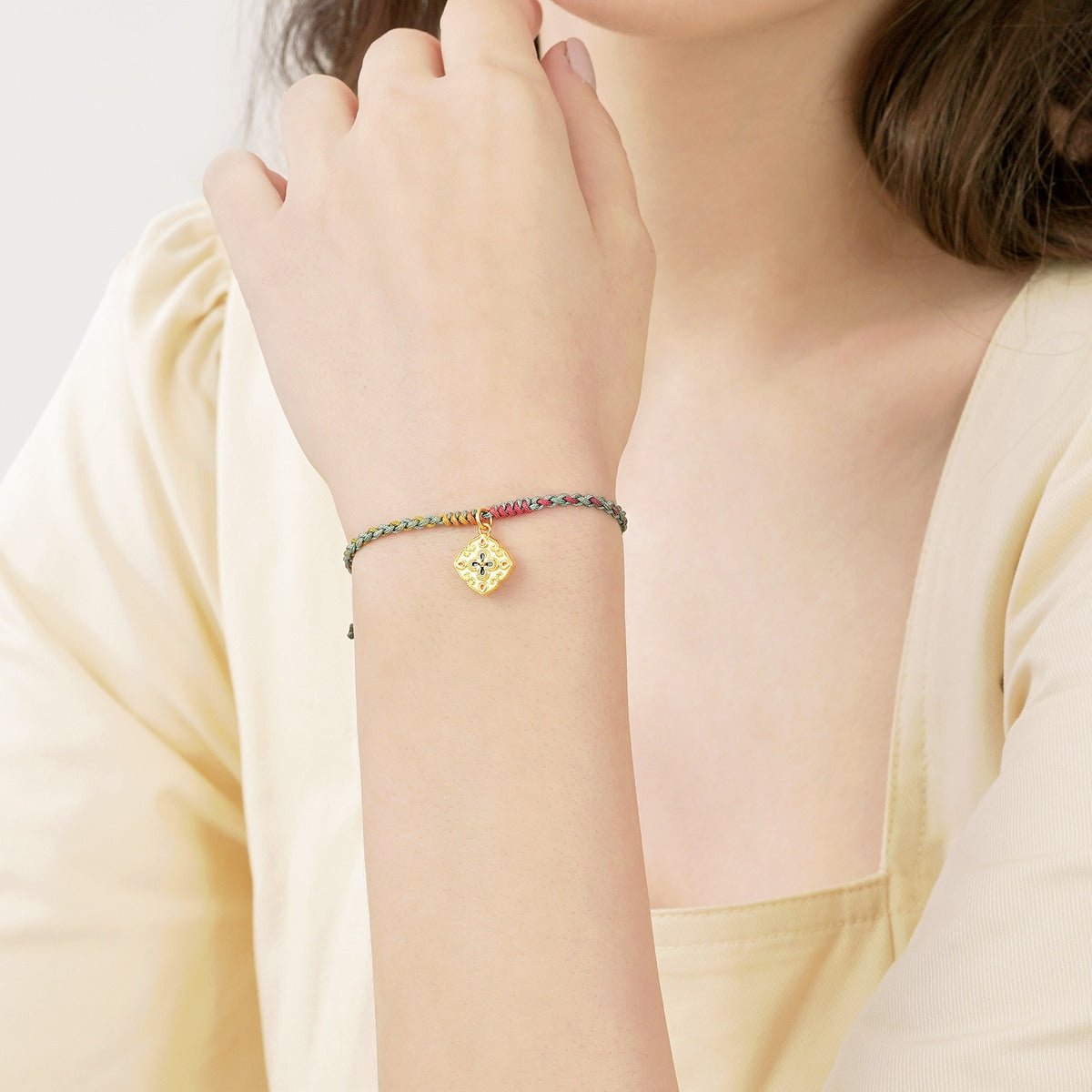 Daily Bliss' 999 Gold Bracelet