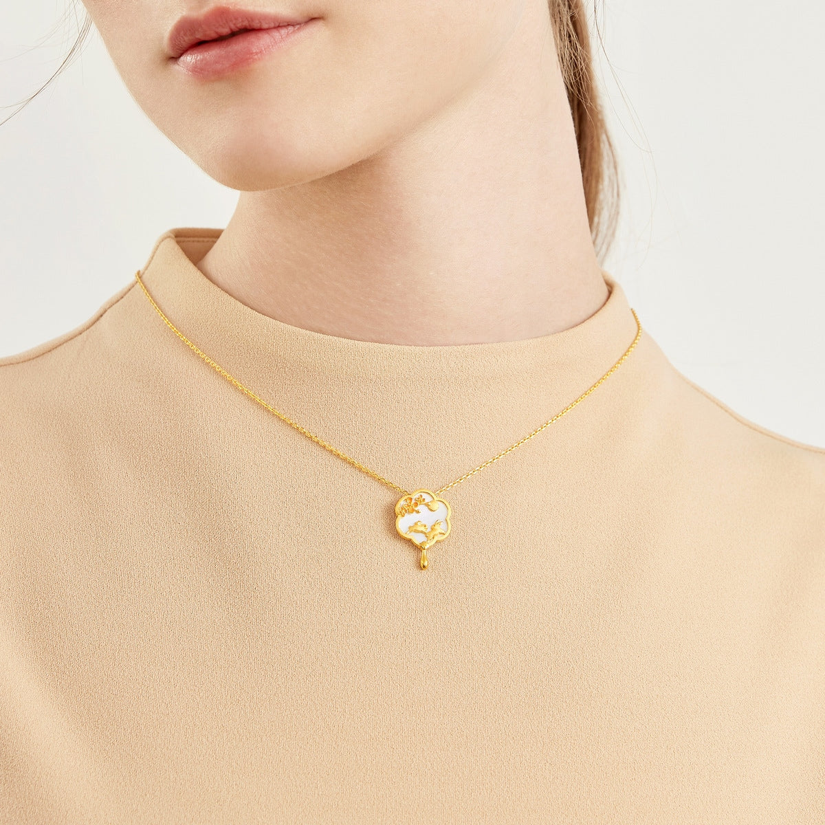 Blossom' 999.9 Gold Rabbit Pendant