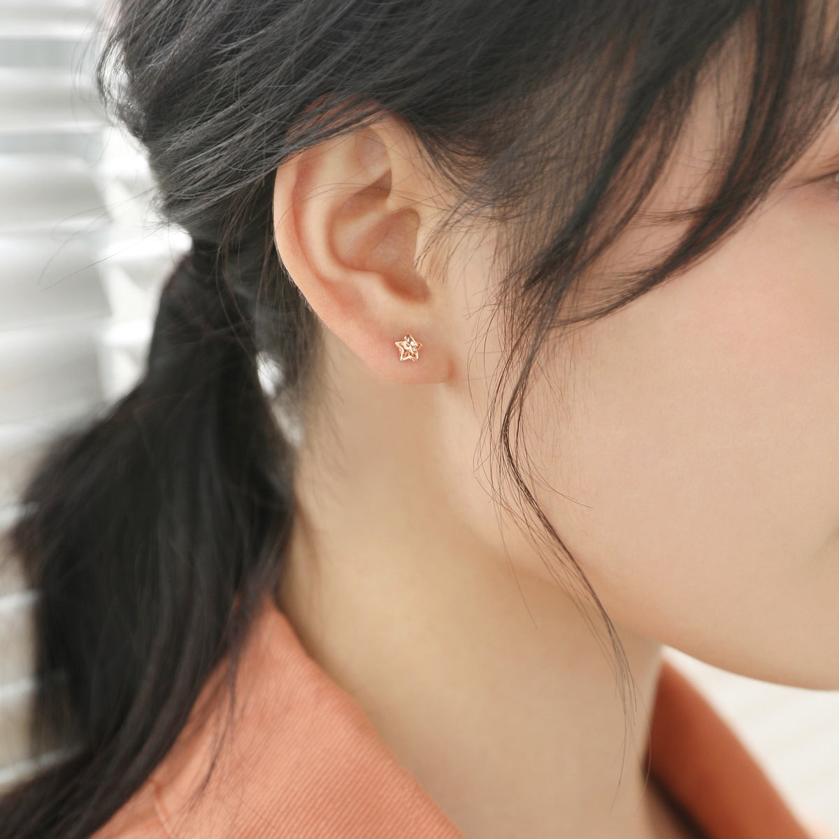 18K Rose Gold Star Earrings