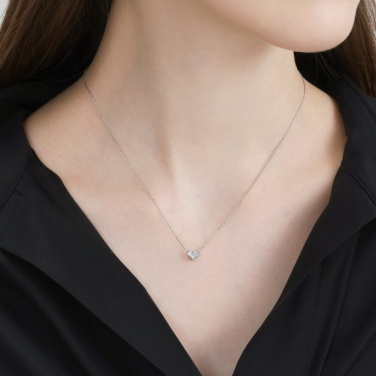 18K White Gold Diamond Necklace