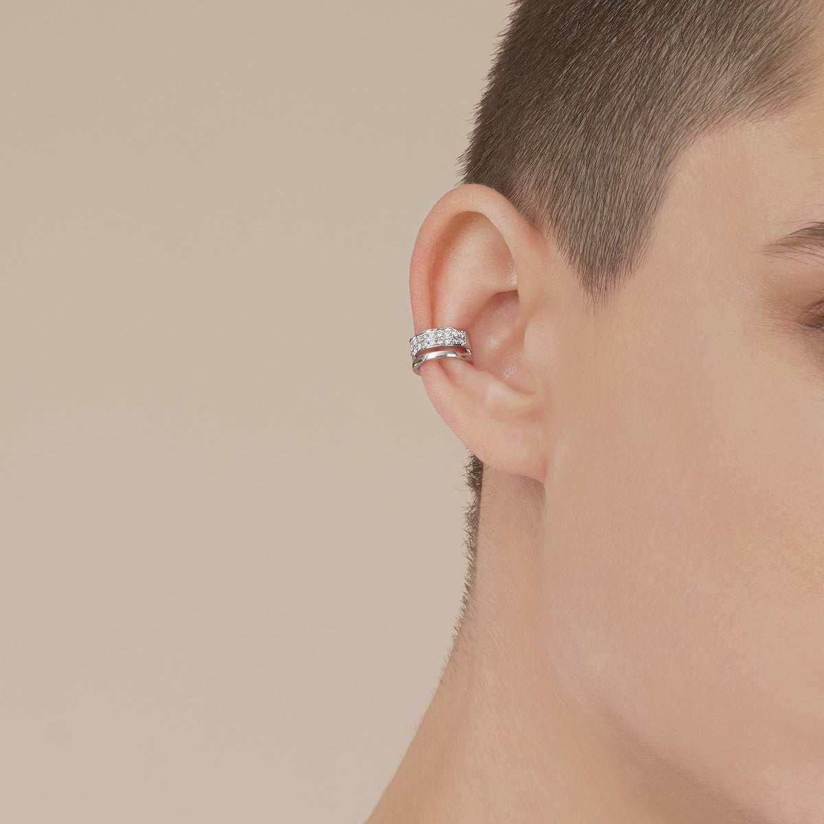 18K/750 Gold (White) Diamond Single Ear Cuff