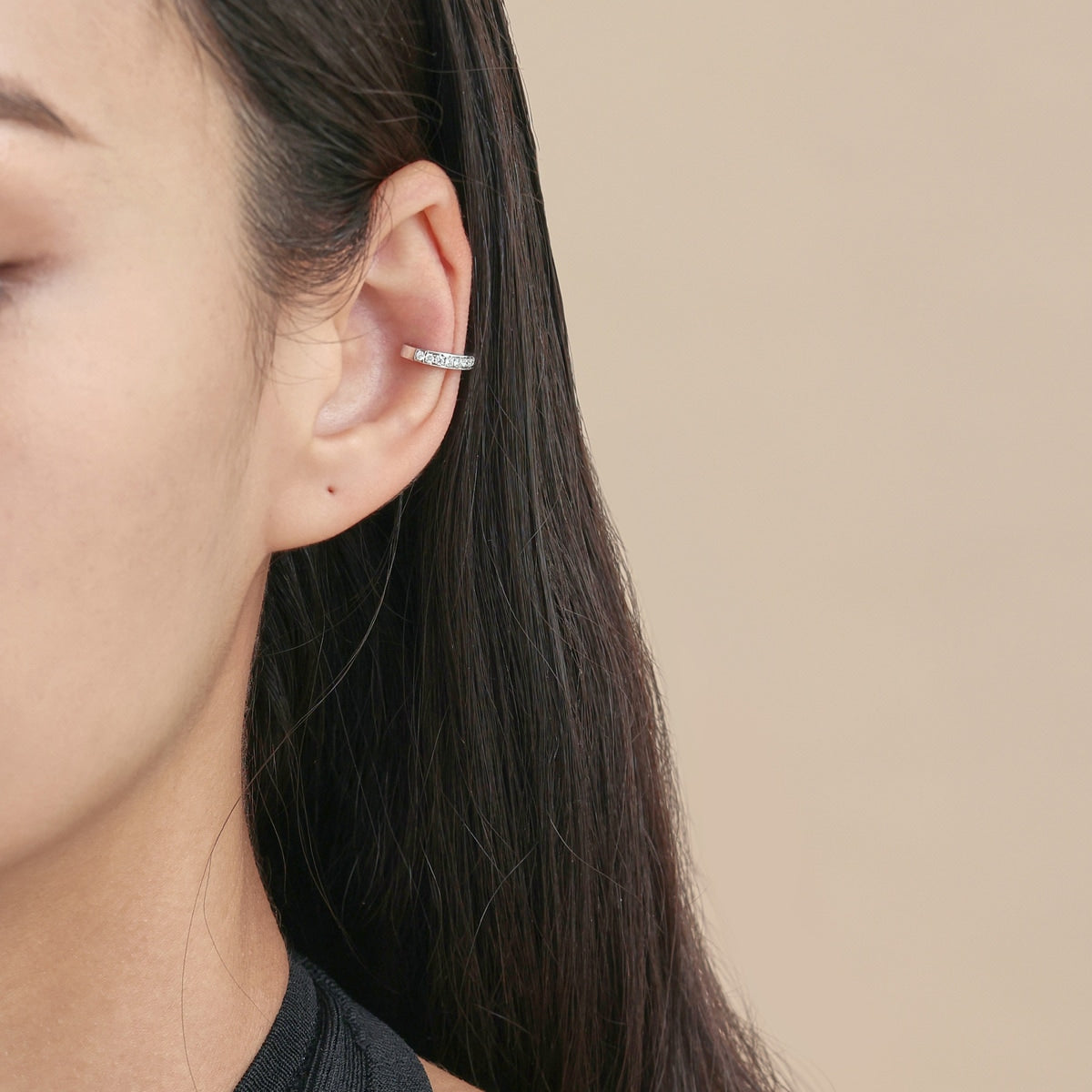 Timeless'18K White Gold Diamond Single Ear Cuff