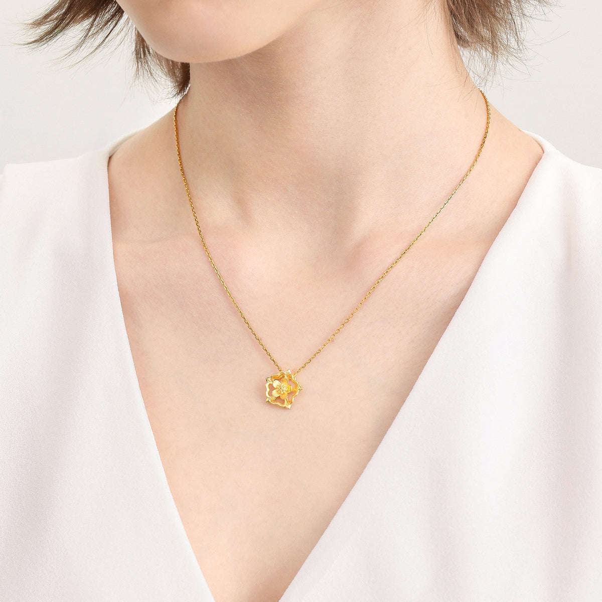 The Art of Nature' 999.9 Gold Pendant