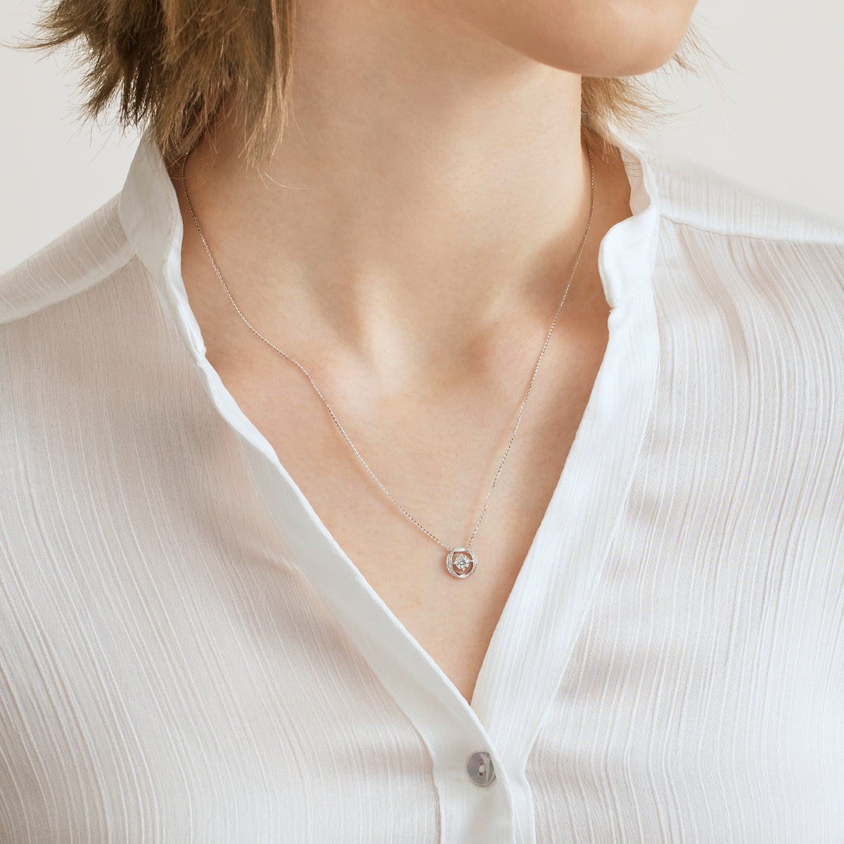 18K/750 Gold (White) Diamond Necklace