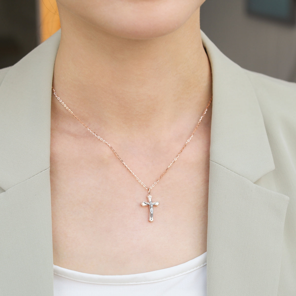 18K White & Red Gold Pendant