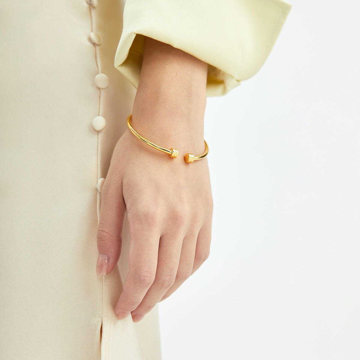 999 Gold Bangle