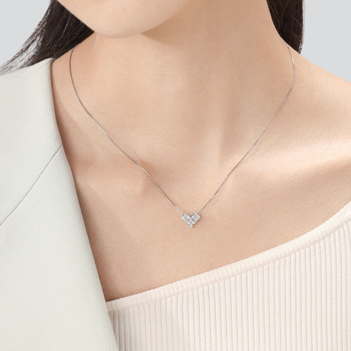 18K White Gold Diamond Necklace