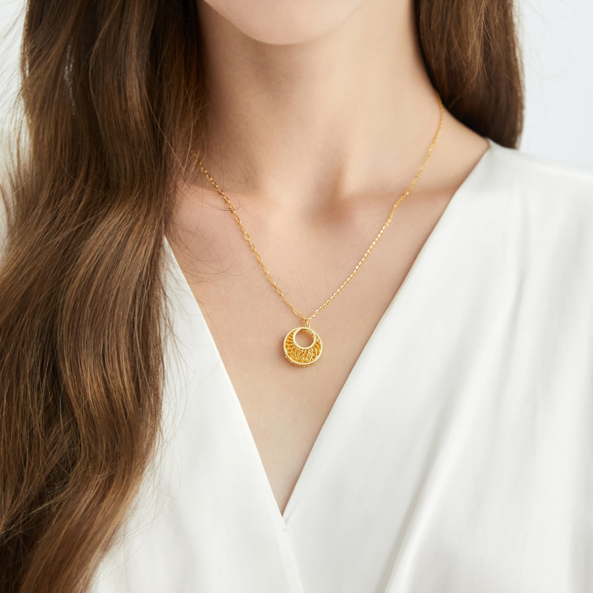 Essence 999 Gold Necklace