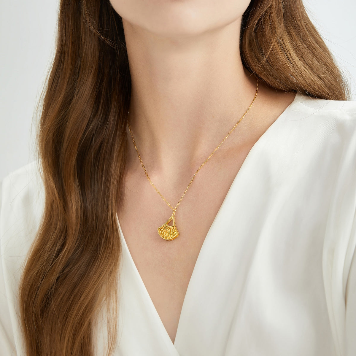 Essence 999 Gold Necklace