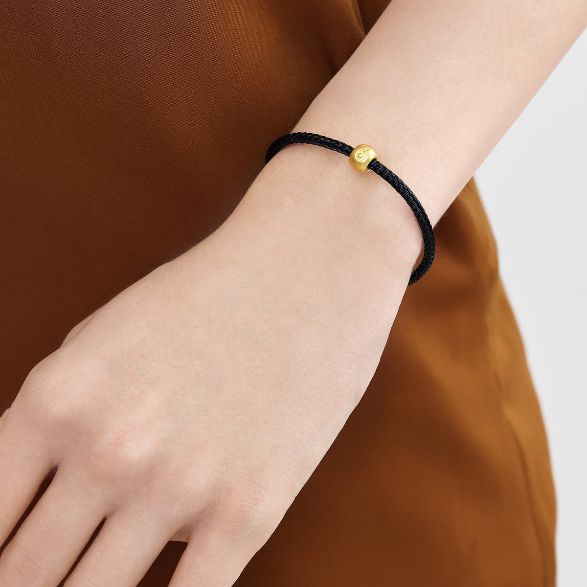 Alphabets & Numeric' 999 Gold Charm